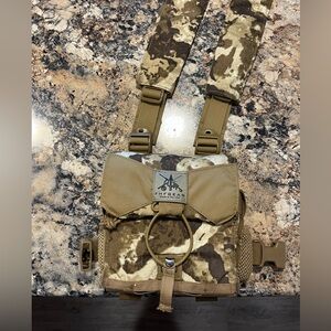 First Lite Binocular Pack